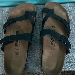 Women’s sandals, have been worn twice